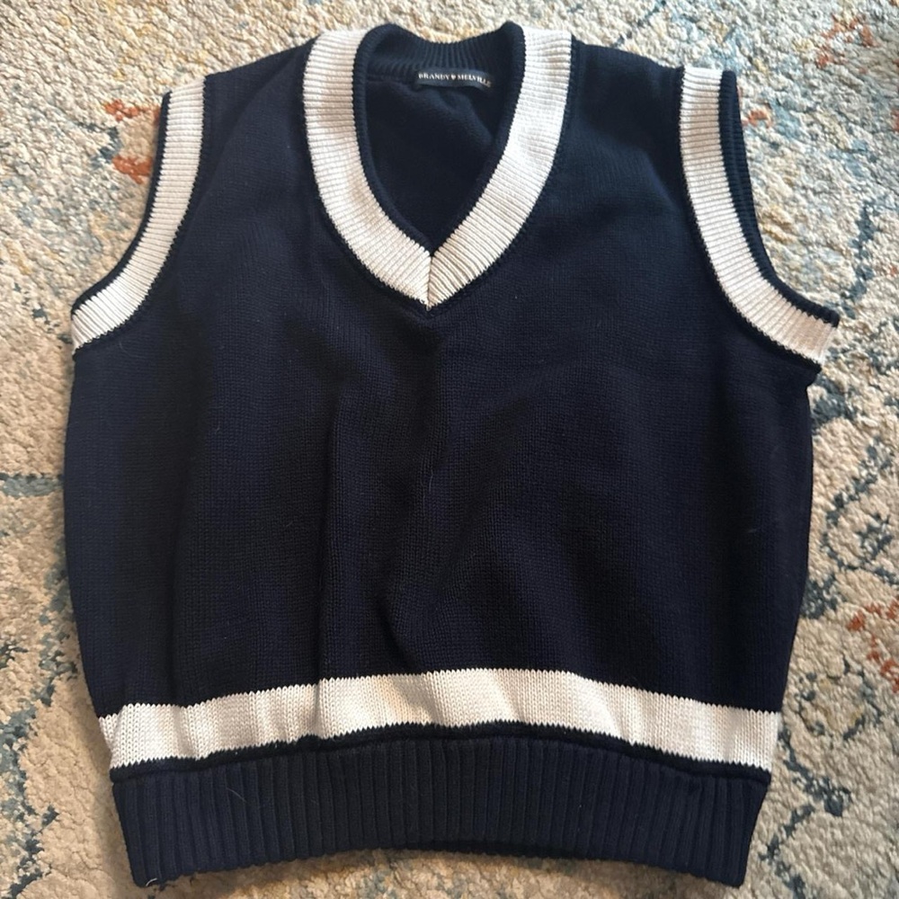 Brandy Melville Men's V-Neck Sweater Vest in Navy and White